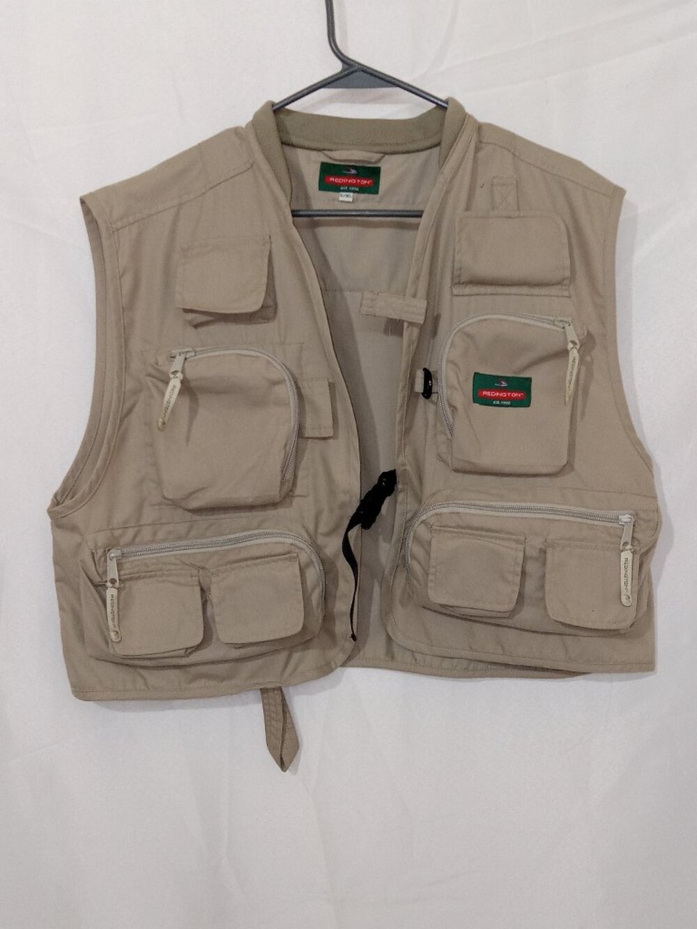 Redington Fly Fishing Vest Men's L/XL Angler Multi Pocket Tackle Utility